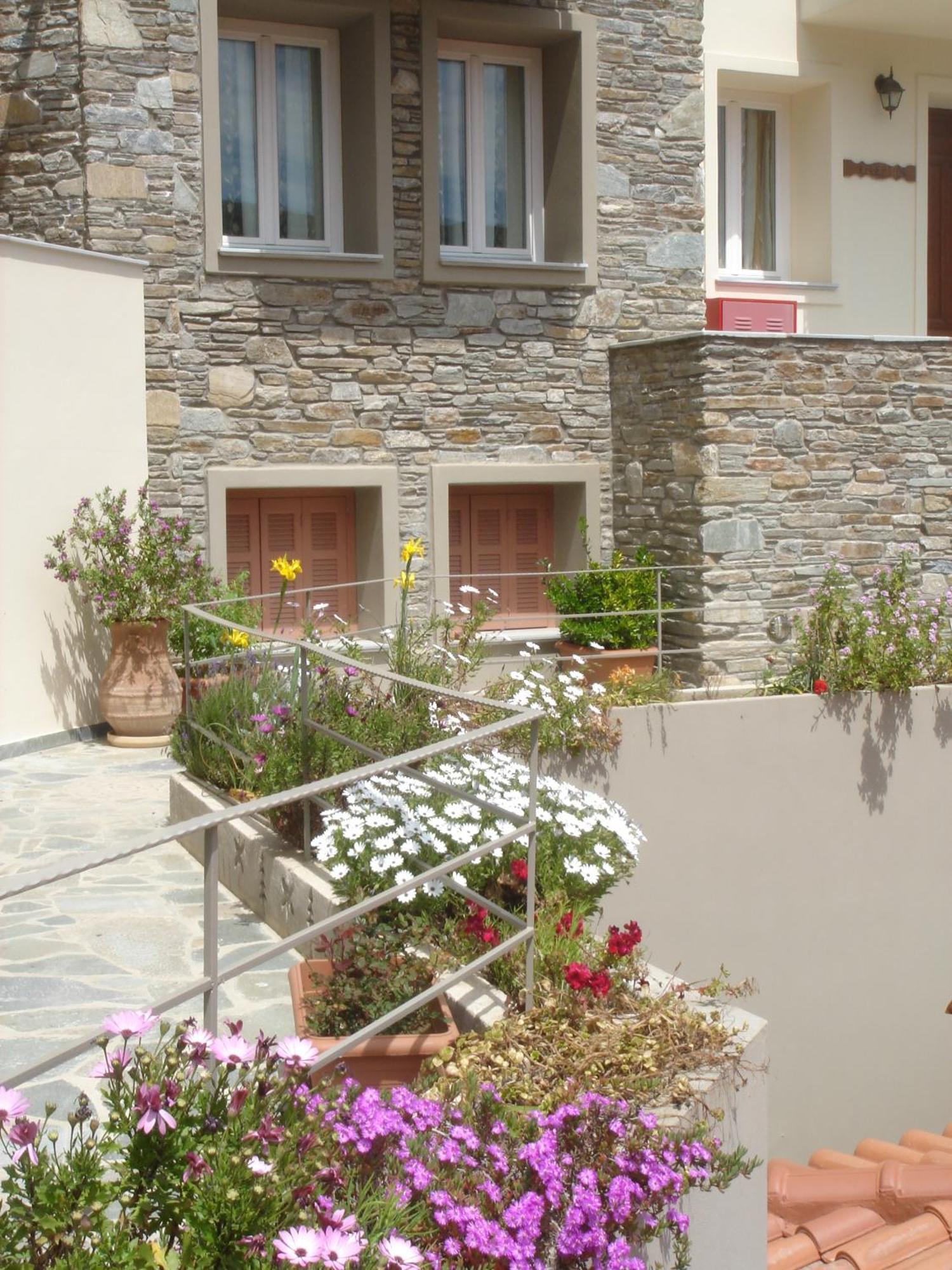 Rastoni Apartments Andros Town Exterior photo